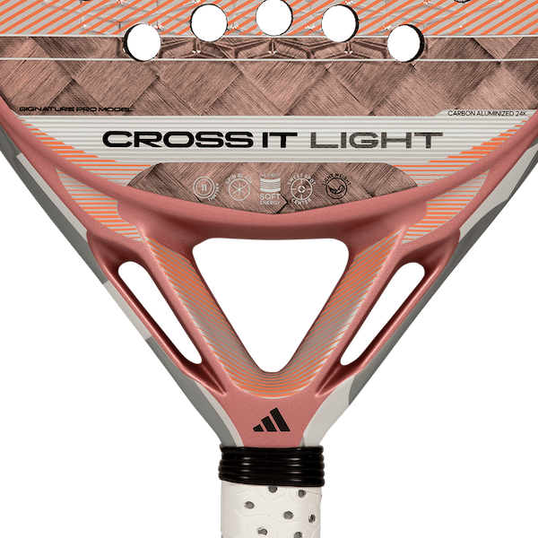 Cross It Light Marta Ortega 2026
